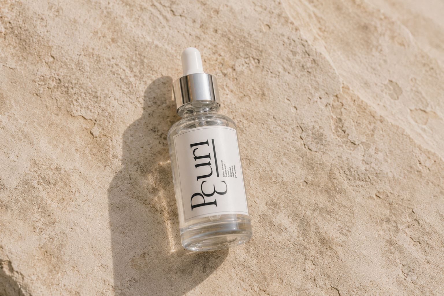 Direction artistique produit en surface d'eau.